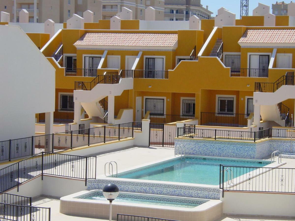Bungalow Arenales Del Sol, Alicante المظهر الخارجي الصورة