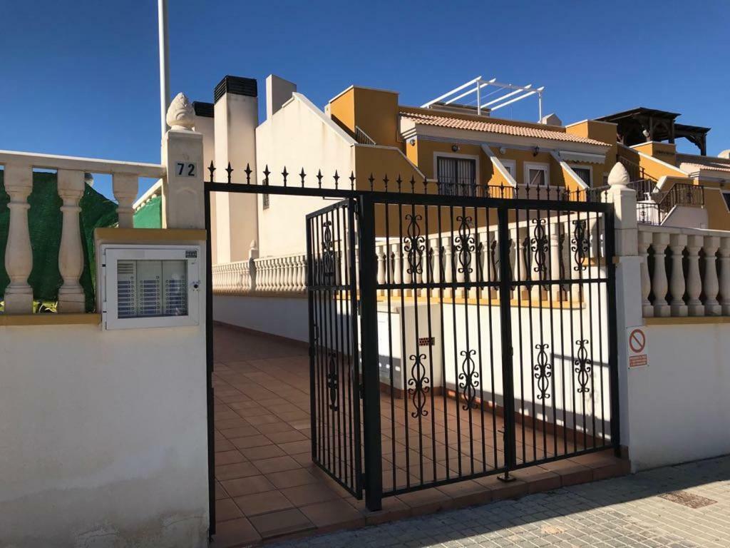 Bungalow Arenales Del Sol, Alicante المظهر الخارجي الصورة