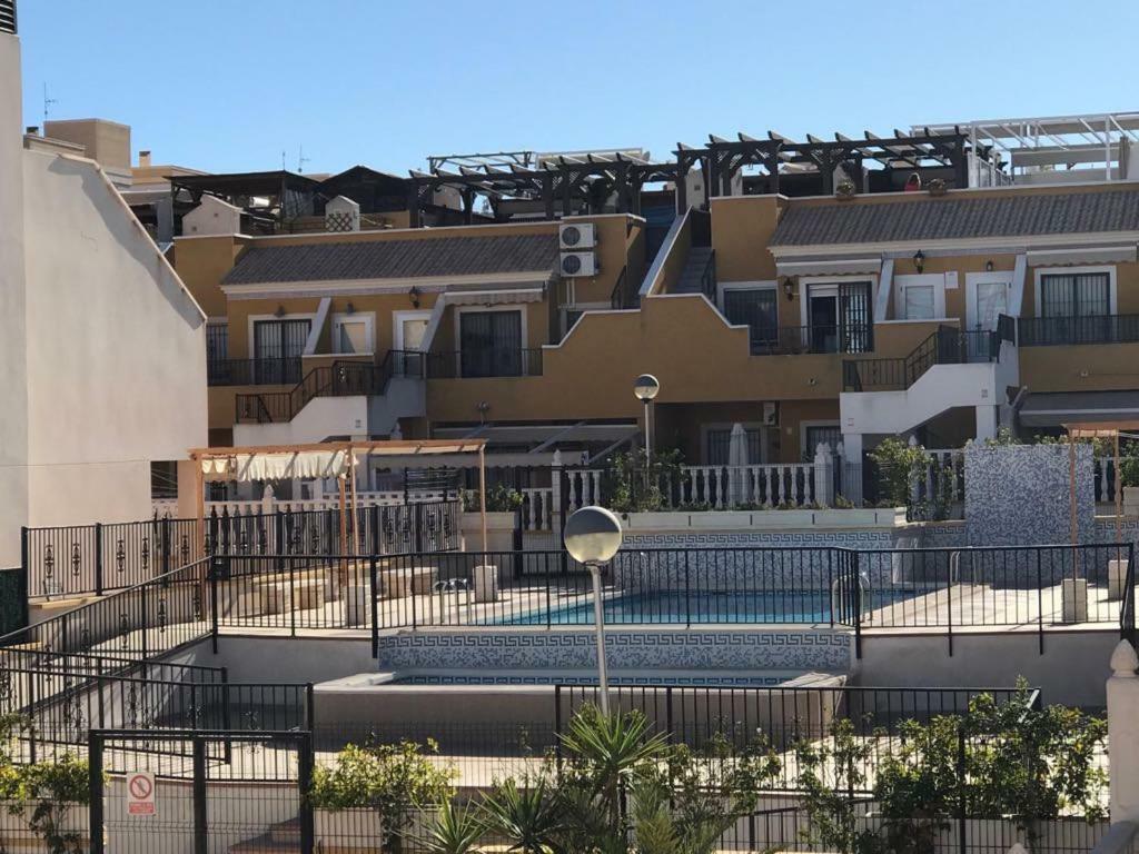 Bungalow Arenales Del Sol, Alicante المظهر الخارجي الصورة